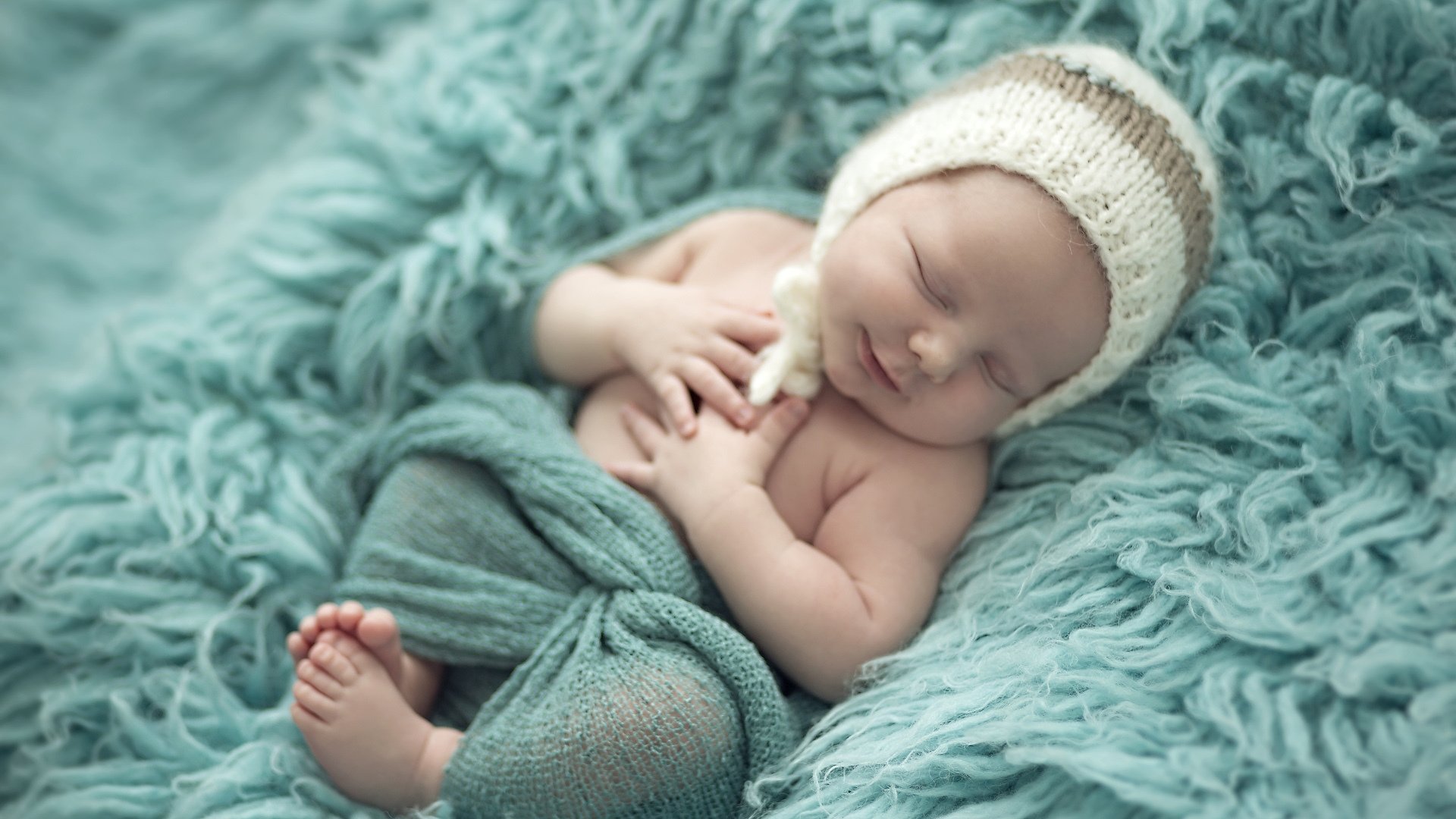 武汉代怀生子助孕机构捐卵女孩面对宝宝的耳屎该如何清理？